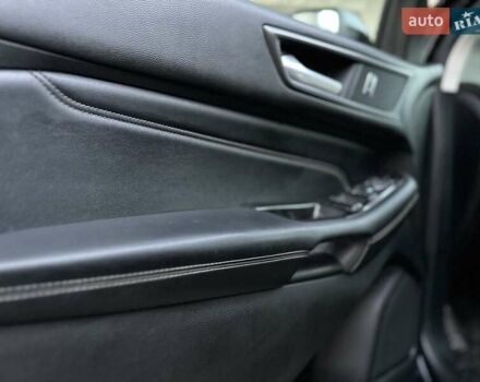 Черный Форд Эдж, объемом двигателя 2 л и пробегом 134 тыс. км за 17900 $, фото 23 на Automoto.ua