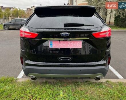 Чорний Форд Едж, об'ємом двигуна 2 л та пробігом 107 тис. км за 18750 $, фото 4 на Automoto.ua