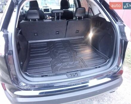 Черный Форд Эдж, объемом двигателя 2 л и пробегом 186 тыс. км за 17700 $, фото 1 на Automoto.ua