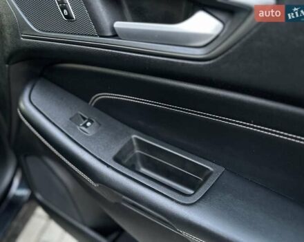 Черный Форд Эдж, объемом двигателя 2 л и пробегом 134 тыс. км за 17900 $, фото 15 на Automoto.ua