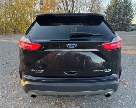 Чорний Форд Едж, об'ємом двигуна 2 л та пробігом 49 тис. км за 13200 $, фото 4 на Automoto.ua