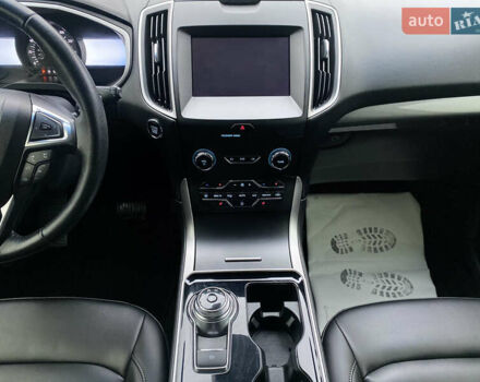 Чорний Форд Едж, об'ємом двигуна 2 л та пробігом 136 тис. км за 17400 $, фото 22 на Automoto.ua