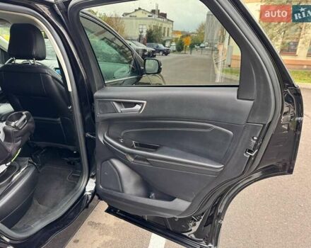 Чорний Форд Едж, об'ємом двигуна 2 л та пробігом 107 тис. км за 18750 $, фото 13 на Automoto.ua