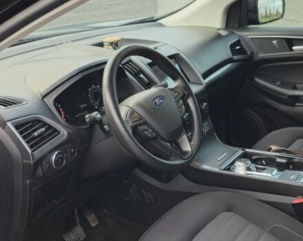 Черный Форд Эдж, объемом двигателя 2 л и пробегом 92 тыс. км за 17850 $, фото 6 на Automoto.ua