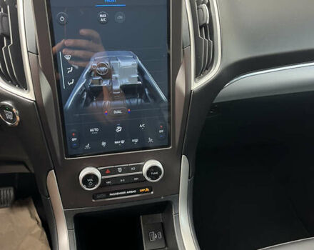 Черный Форд Эдж, объемом двигателя 2 л и пробегом 174 тыс. км за 17300 $, фото 9 на Automoto.ua