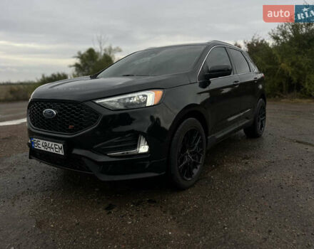 Черный Форд Эдж, объемом двигателя 2 л и пробегом 42 тыс. км за 22000 $, фото 2 на Automoto.ua