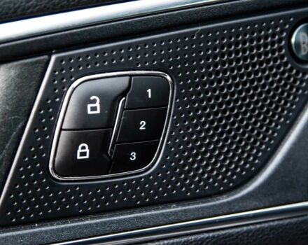 Черный Форд Эдж, объемом двигателя 2 л и пробегом 26 тыс. км за 12500 $, фото 23 на Automoto.ua