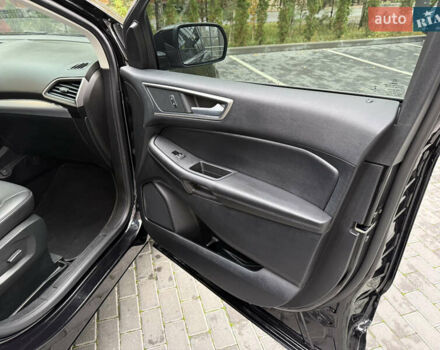 Черный Форд Эдж, объемом двигателя 2 л и пробегом 92 тыс. км за 21700 $, фото 24 на Automoto.ua