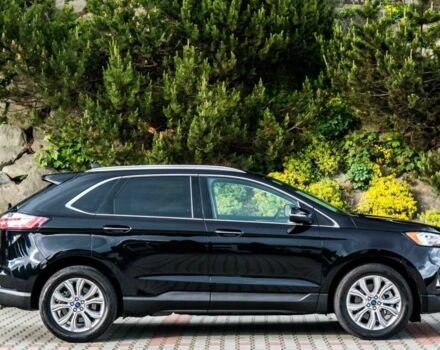 Черный Форд Эдж, объемом двигателя 2 л и пробегом 26 тыс. км за 12500 $, фото 6 на Automoto.ua