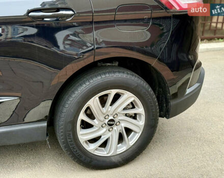 Чорний Форд Едж, об'ємом двигуна 2 л та пробігом 61 тис. км за 21950 $, фото 7 на Automoto.ua