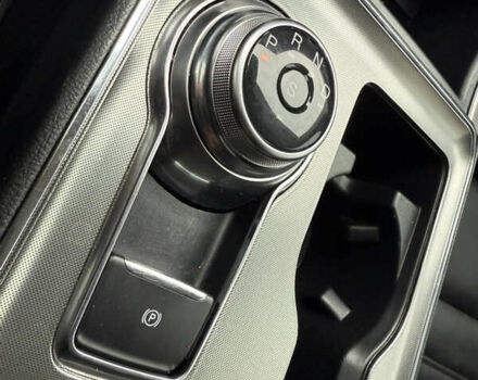 Чорний Форд Едж, об'ємом двигуна 2 л та пробігом 61 тис. км за 21950 $, фото 24 на Automoto.ua