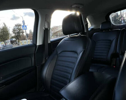 Чорний Форд Едж, об'ємом двигуна 2 л та пробігом 80 тис. км за 19999 $, фото 18 на Automoto.ua