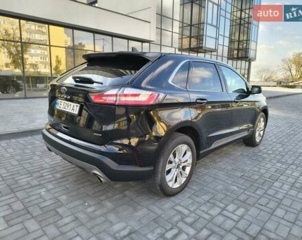 Черный Форд Эдж, объемом двигателя 2 л и пробегом 78 тыс. км за 19500 $, фото 5 на Automoto.ua