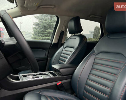 Черный Форд Эдж, объемом двигателя 2 л и пробегом 32 тыс. км за 24999 $, фото 8 на Automoto.ua