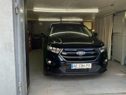 Черный Форд Эдж, объемом двигателя 2 л и пробегом 133 тыс. км за 17500 $, фото 1 на Automoto.ua