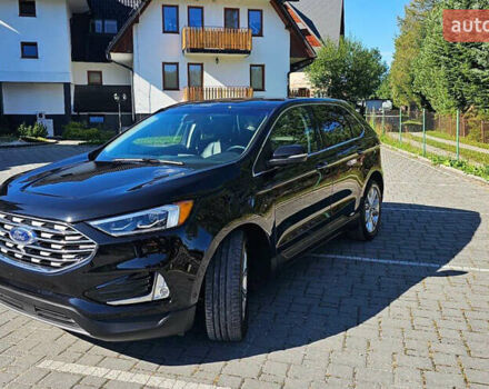 Черный Форд Эдж, объемом двигателя 2 л и пробегом 95 тыс. км за 17400 $, фото 1 на Automoto.ua