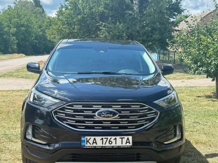Чорний Форд Едж, об'ємом двигуна 2 л та пробігом 64 тис. км за 20560 $, фото 1 на Automoto.ua