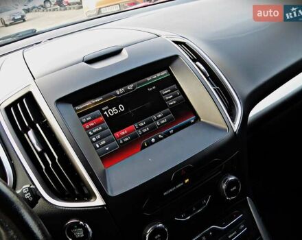 Красный Форд Эдж, объемом двигателя 2 л и пробегом 89 тыс. км за 14300 $, фото 12 на Automoto.ua