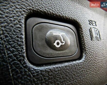 Красный Форд Эдж, объемом двигателя 2 л и пробегом 89 тыс. км за 14300 $, фото 19 на Automoto.ua