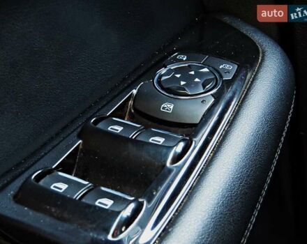 Красный Форд Эдж, объемом двигателя 2 л и пробегом 89 тыс. км за 14300 $, фото 9 на Automoto.ua