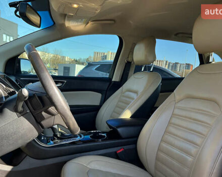 Красный Форд Эдж, объемом двигателя 2 л и пробегом 112 тыс. км за 14999 $, фото 6 на Automoto.ua