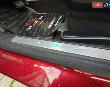 Красный Форд Эдж, объемом двигателя 2 л и пробегом 186 тыс. км за 14333 $, фото 25 на Automoto.ua