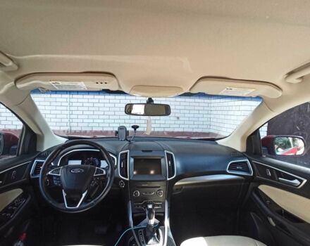 Красный Форд Эдж, объемом двигателя 2 л и пробегом 217 тыс. км за 17500 $, фото 4 на Automoto.ua