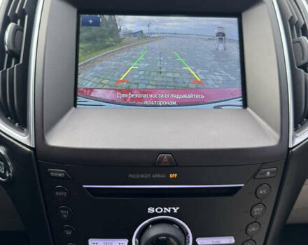 Красный Форд Эдж, объемом двигателя 2 л и пробегом 186 тыс. км за 14333 $, фото 62 на Automoto.ua