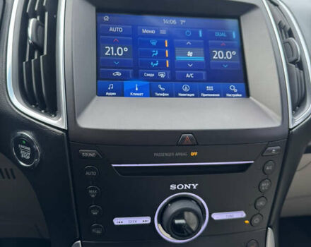 Красный Форд Эдж, объемом двигателя 2 л и пробегом 186 тыс. км за 14333 $, фото 63 на Automoto.ua