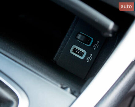 Красный Форд Эдж, объемом двигателя 3.5 л и пробегом 135 тыс. км за 15900 $, фото 57 на Automoto.ua