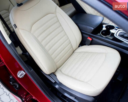 Красный Форд Эдж, объемом двигателя 3.5 л и пробегом 135 тыс. км за 15900 $, фото 60 на Automoto.ua