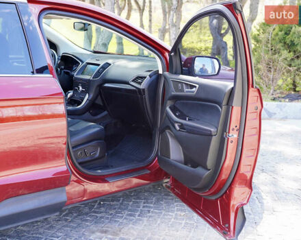 Форд Едж 2017 у Дніпро (Дніпропетровську) на Automoto.ua Червоний Форд Едж, об'ємом двигуна 3.5 л та пробігом 75 тис. км за 20800 $, фото 9 на Automoto.ua