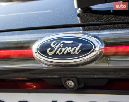 Красный Форд Эдж, объемом двигателя 3.5 л и пробегом 135 тыс. км за 15900 $, фото 20 на Automoto.ua