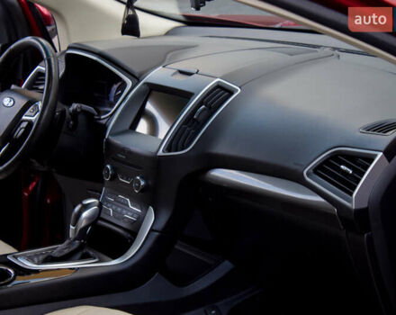 Красный Форд Эдж, объемом двигателя 3.5 л и пробегом 135 тыс. км за 15900 $, фото 61 на Automoto.ua