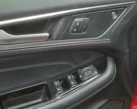 Красный Форд Эдж, объемом двигателя 2 л и пробегом 168 тыс. км за 16400 $, фото 15 на Automoto.ua