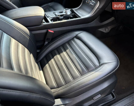 Форд Эдж 2020 в Львове на Automoto.ua Красный Форд Эдж, объемом двигателя 2 л и пробегом 125 тыс. км за 19900 $, фото 52 на Automoto.ua