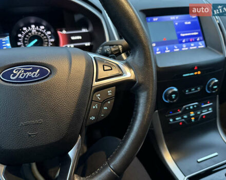 Красный Форд Эдж, объемом двигателя 2 л и пробегом 193 тыс. км за 16500 $, фото 46 на Automoto.ua