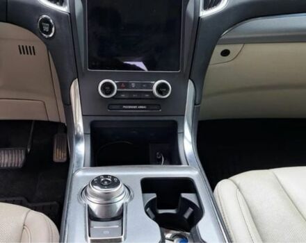 Красный Форд Эдж, объемом двигателя 2 л и пробегом 95 тыс. км за 13200 $, фото 9 на Automoto.ua