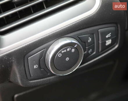 Красный Форд Эдж, объемом двигателя 2 л и пробегом 34 тыс. км за 23500 $, фото 22 на Automoto.ua