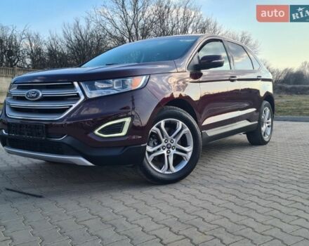 Красный Форд Эдж, объемом двигателя 2 л и пробегом 118 тыс. км за 17999 $, фото 1 на Automoto.ua