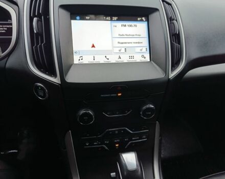 Сірий Форд Едж, об'ємом двигуна 3.5 л та пробігом 190 тис. км за 313 $, фото 15 на Automoto.ua