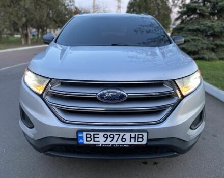 Сірий Форд Едж, об'ємом двигуна 2 л та пробігом 184 тис. км за 12700 $, фото 1 на Automoto.ua
