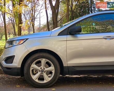 Сірий Форд Едж, об'ємом двигуна 2 л та пробігом 284 тис. км за 11999 $, фото 3 на Automoto.ua