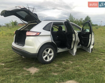 Серый Форд Эдж, объемом двигателя 3.5 л и пробегом 39 тыс. км за 15900 $, фото 7 на Automoto.ua