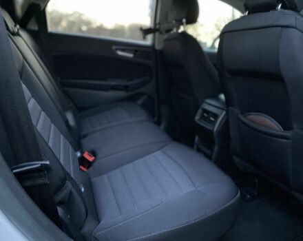 Сірий Форд Едж, об'ємом двигуна 2 л та пробігом 184 тис. км за 12700 $, фото 6 на Automoto.ua