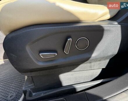 Серый Форд Эдж, объемом двигателя 3.5 л и пробегом 208 тыс. км за 13500 $, фото 16 на Automoto.ua