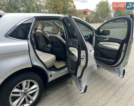 Сірий Форд Едж, об'ємом двигуна 2 л та пробігом 146 тис. км за 15799 $, фото 47 на Automoto.ua