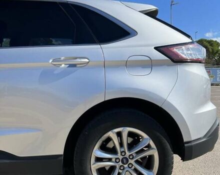 Серый Форд Эдж, объемом двигателя 2 л и пробегом 164 тыс. км за 15200 $, фото 4 на Automoto.ua