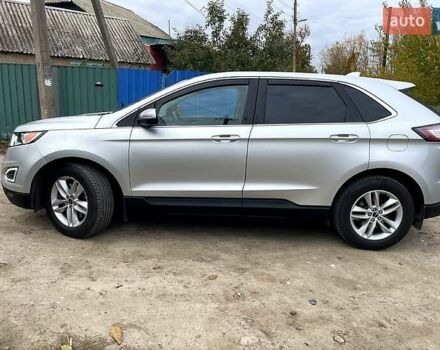 Сірий Форд Едж, об'ємом двигуна 2 л та пробігом 197 тис. км за 15100 $, фото 1 на Automoto.ua