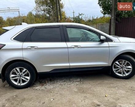 Сірий Форд Едж, об'ємом двигуна 2 л та пробігом 197 тис. км за 15100 $, фото 6 на Automoto.ua